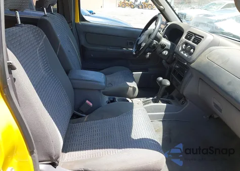 2001 Nissan Xterra Se z USA, uszkodzony, nr VIN 5N1ED28Y21C556824